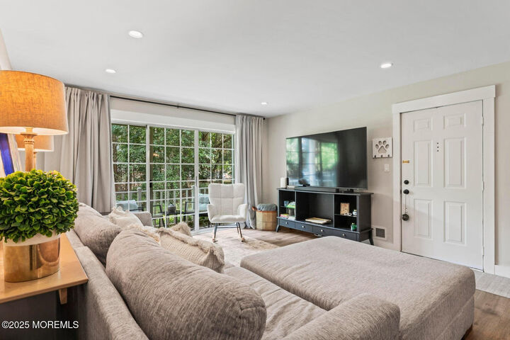 Property Photo:  35 Beaumont Court  NJ 07724 