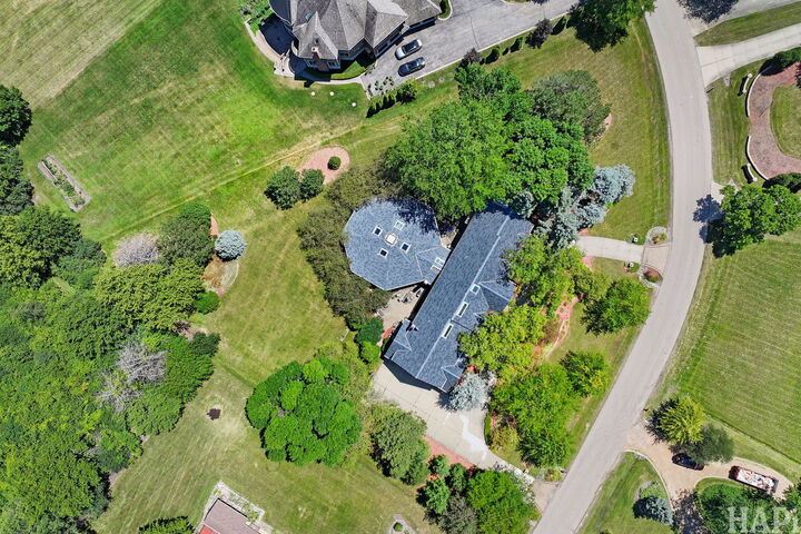 Property Photo: 35 Revere Drive IL 60010