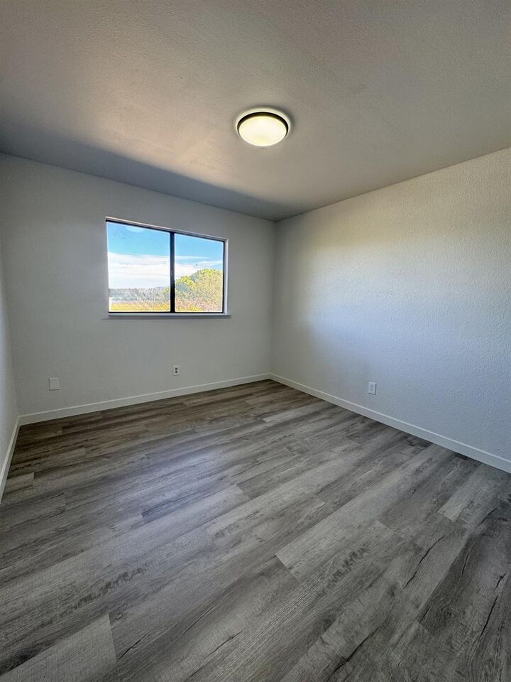 Property Photo:  31660 Apache Road  CA 93614 