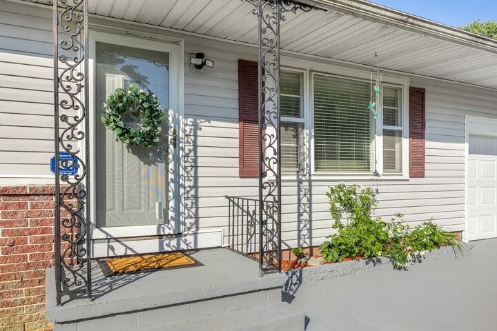 Property Photo:  2414 Howell St SE  TN 37323 