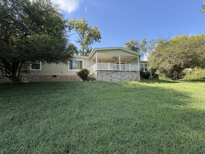 Property Photo: 441 Lewallen Hollow Ln TN 37716