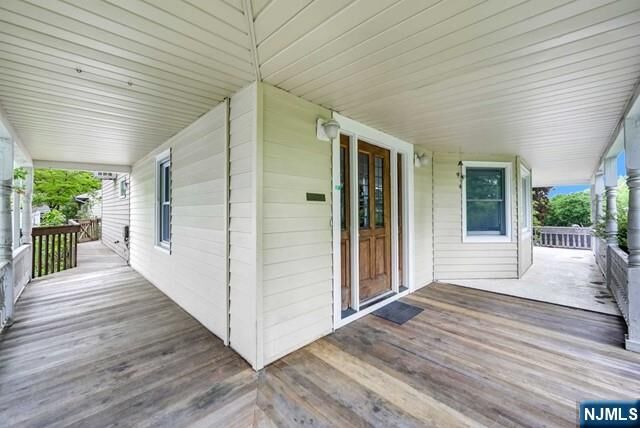 Property Photo:  816 Pascack Road  NJ 07652 