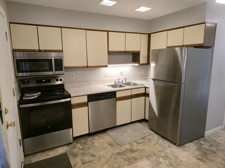 Property Photo: 220 Mascoma Street NH 03766