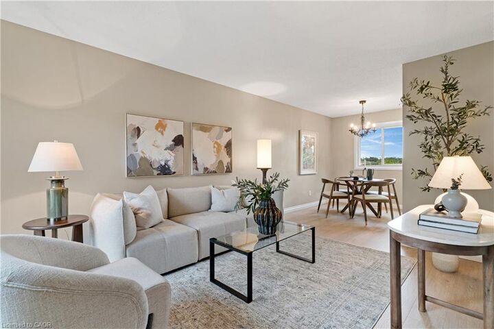 Property Photo:  25 Upper Canada Drive 23  ON N2P 1G2 