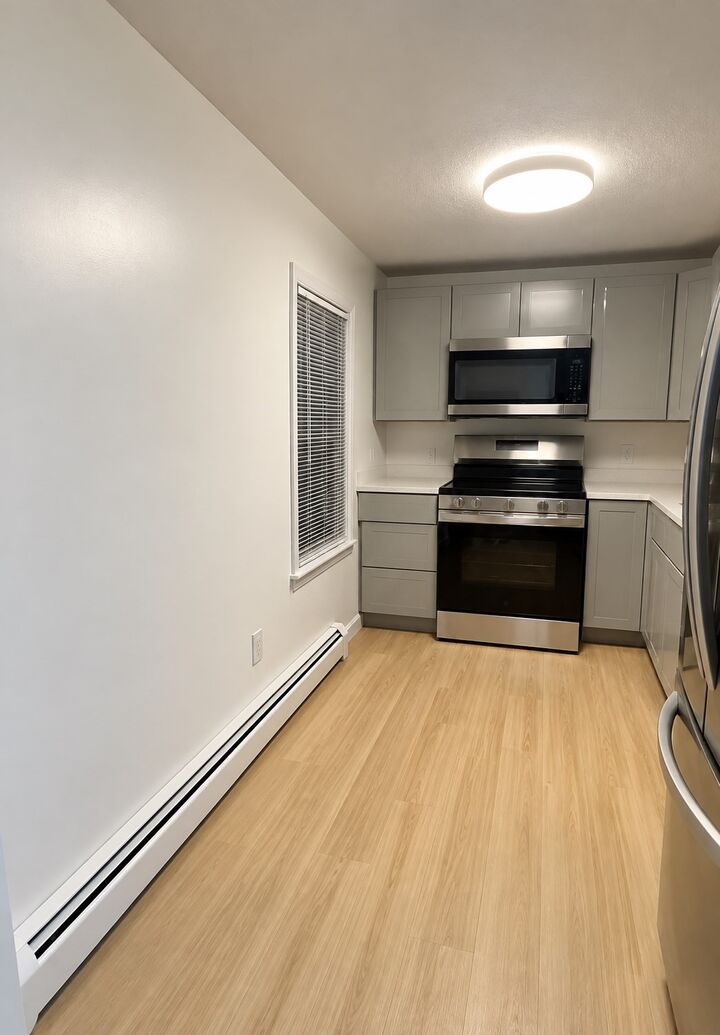 Property Photo:  13 Kingston St 1  MA 01843 