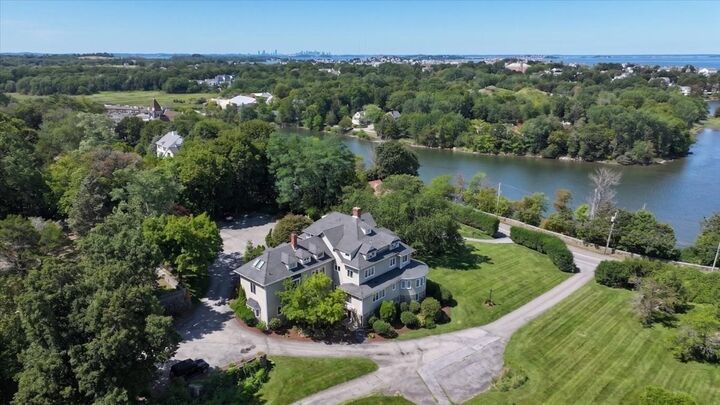 Property Photo:  756 Jerusalem Road 4  MA 02025 