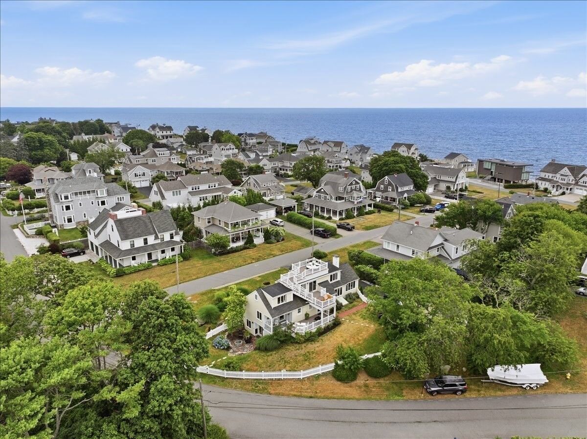 Property Photo:  19 Lincoln Ave  MA 02066 