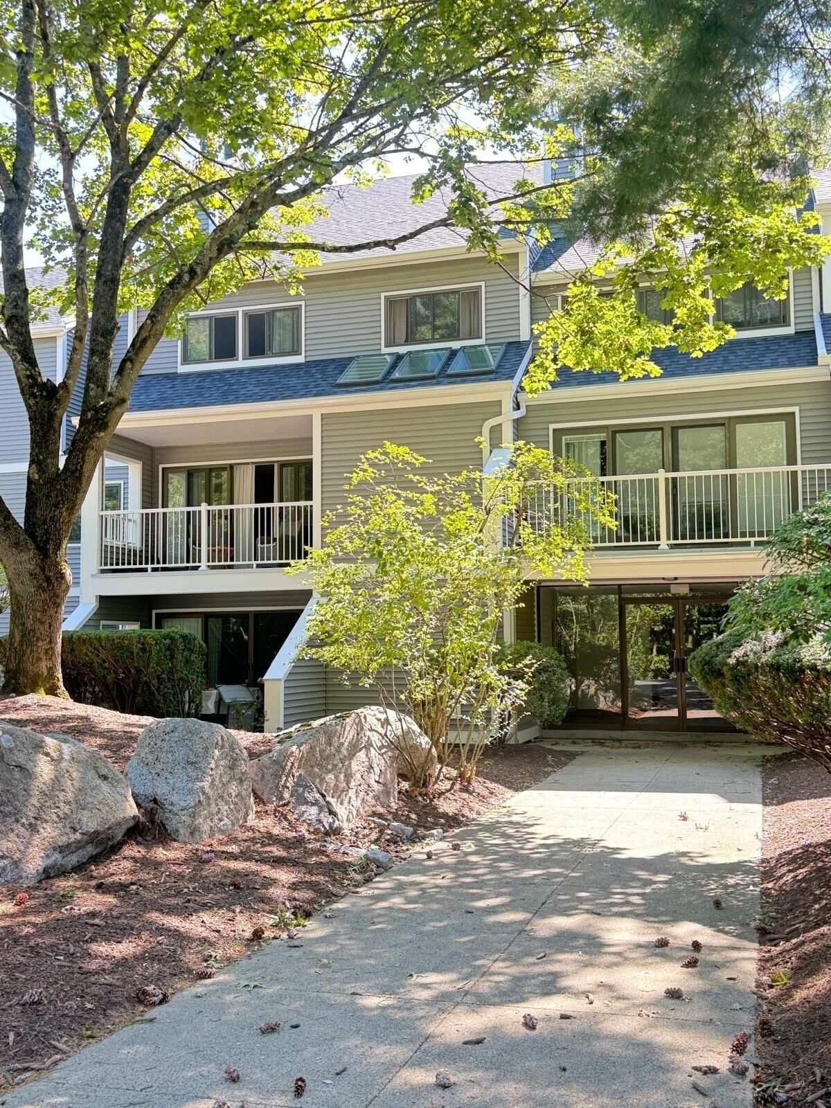 Property Photo:  1100 Salem St 96  MA 01940 