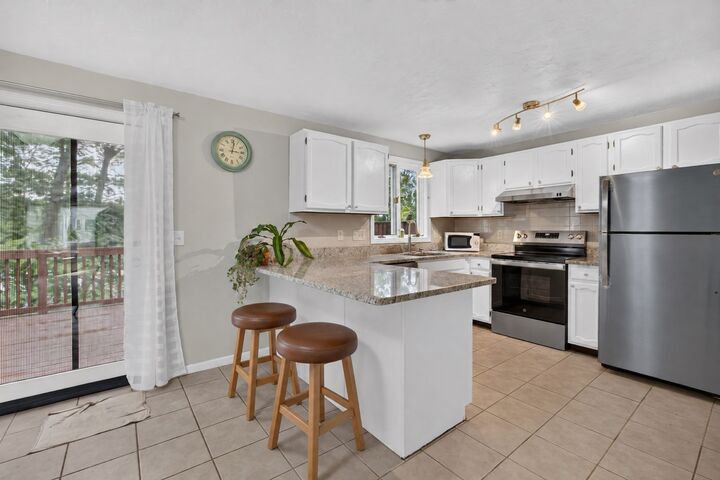 Property Photo:  126 Orton Street Ext  MA 01604 