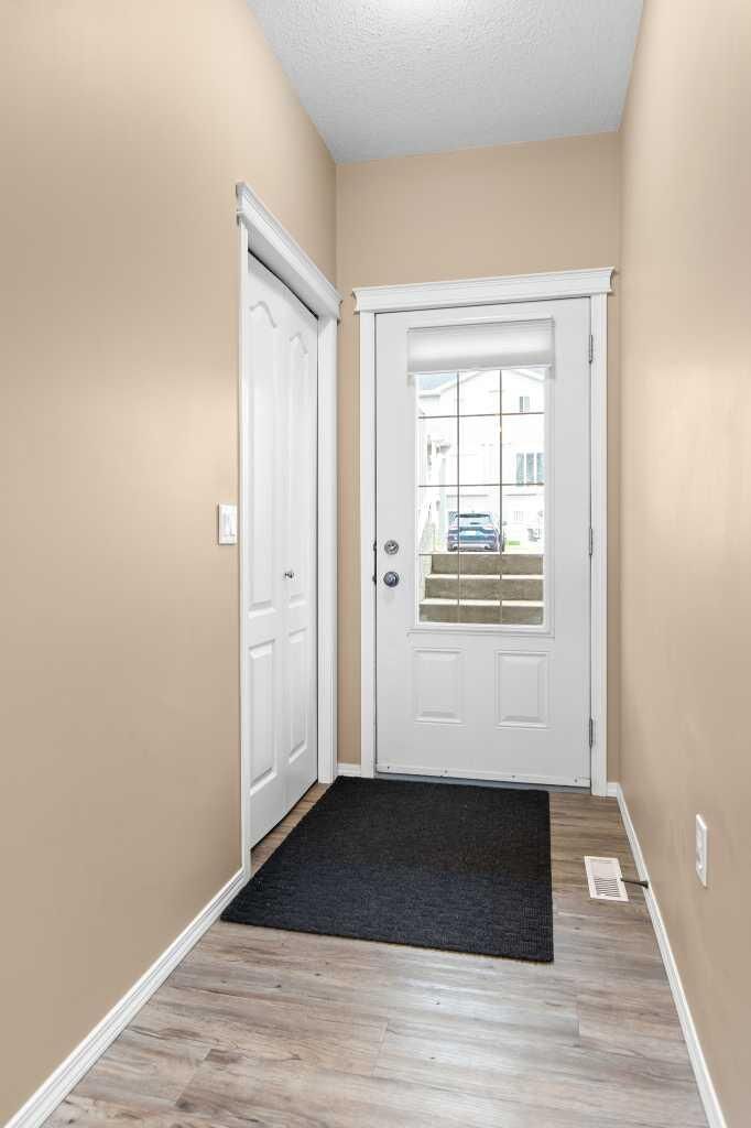 Property Photo:  94 Somerset Lane SE  AB T1B 0E8 