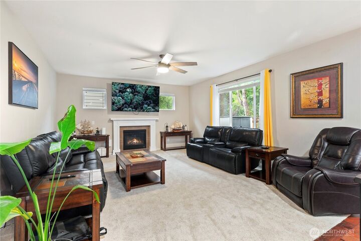 Property Photo:  7911  49th Street NE  WA 98270 