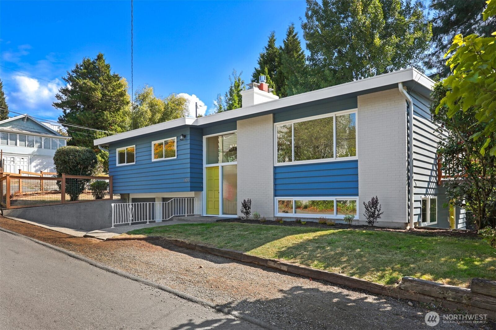Property Photo:  1603 NW 89th Street  WA 98117 