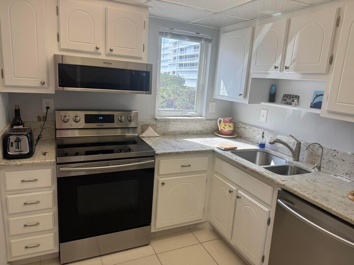 Property Photo: 3215 S Ocean Boulevard S 202 FL 33487