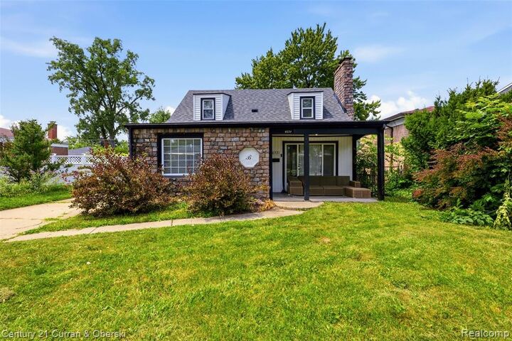 Property Photo:  6521 Berwyn Street  MI 48127 