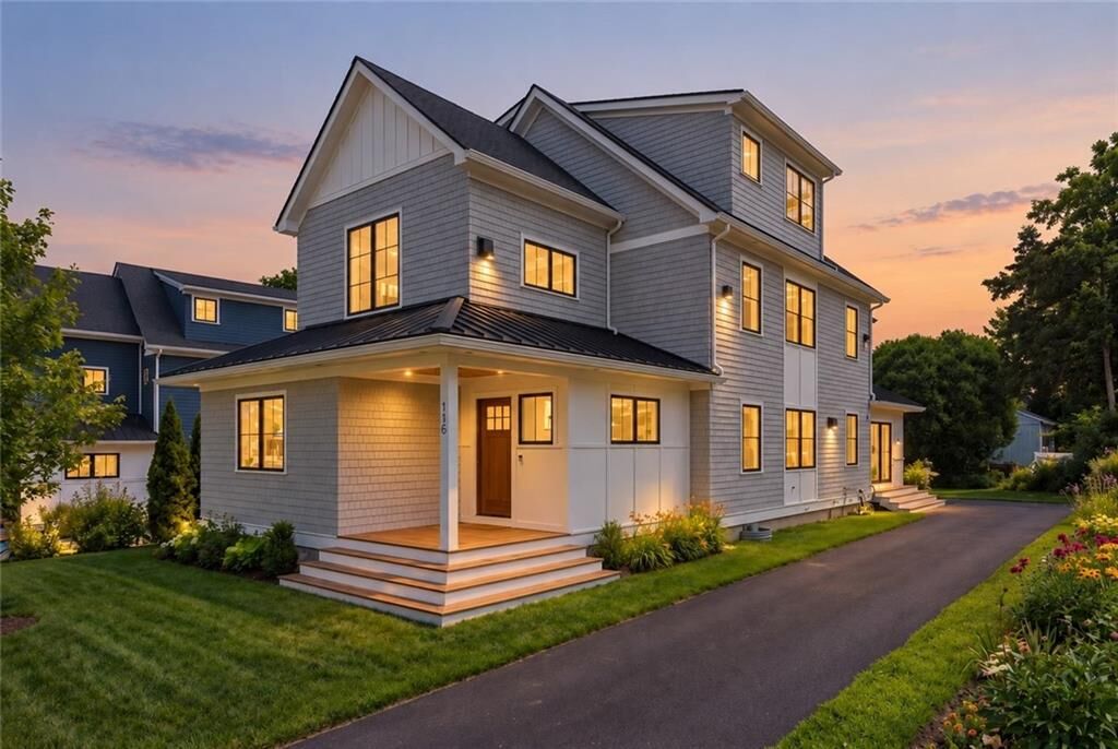 Property Photo:  118 Newport Avenue  RI 02842 