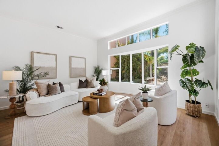 Property Photo:  2112 Vizcaya Way  CA 95008 