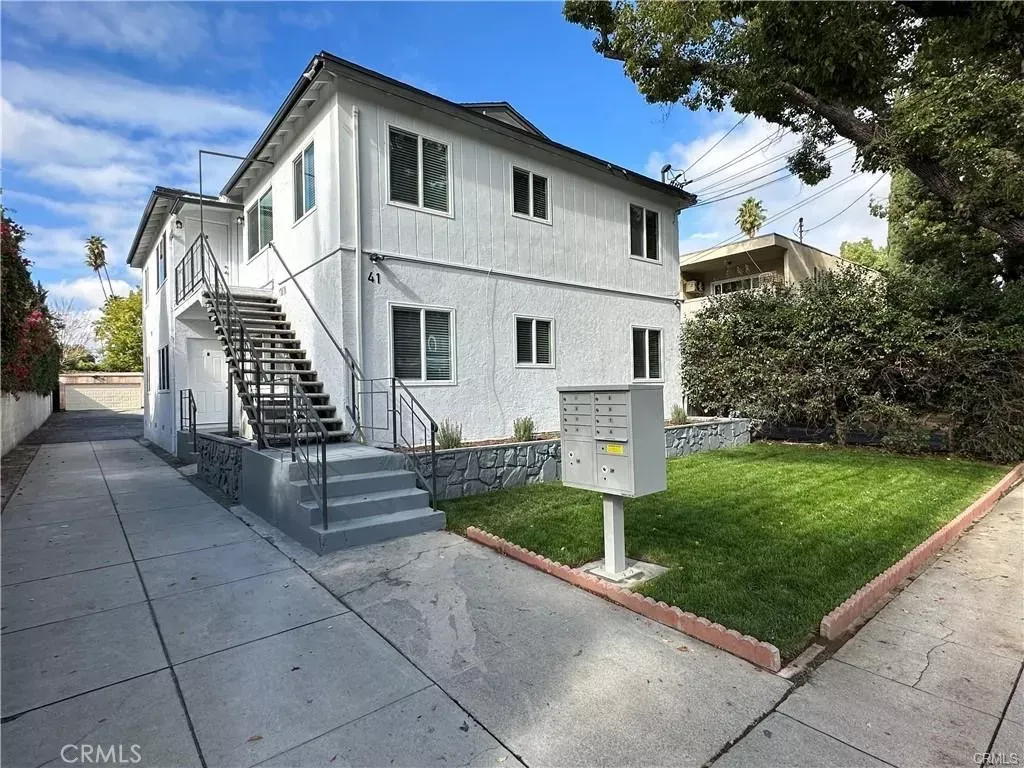 Property Photo: 41 N Sierra Bonita Avenue D CA 91106