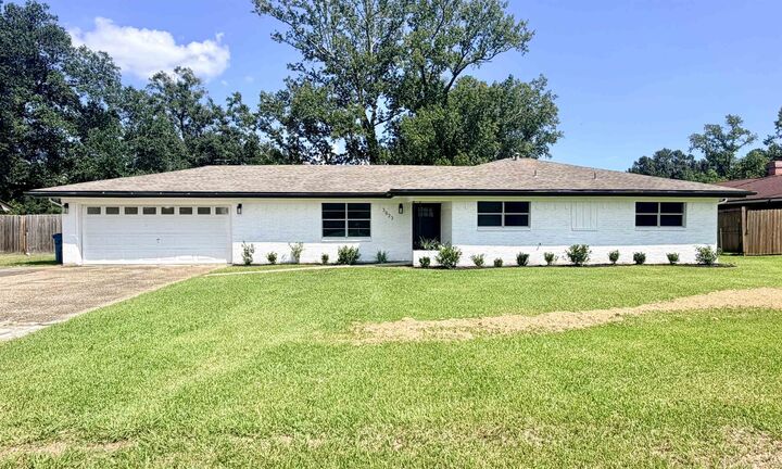 Property Photo: 3823 2nd Ave TX 77630