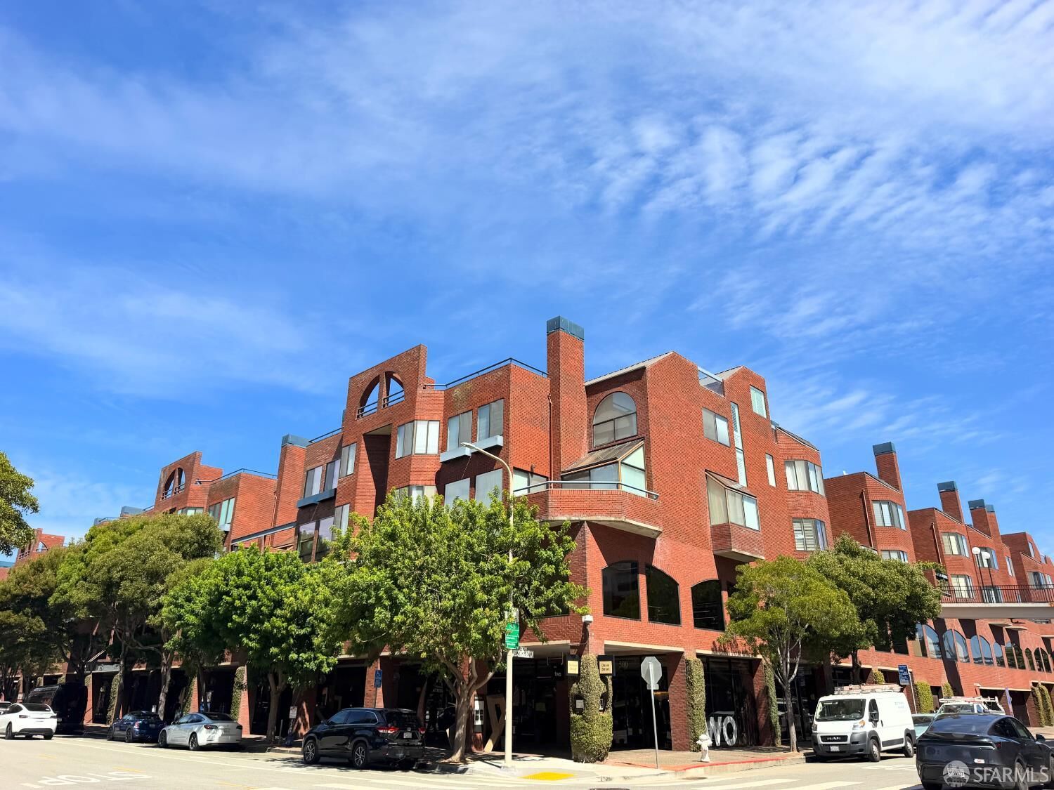 Property Photo:  640 Davis Street  CA 94111 