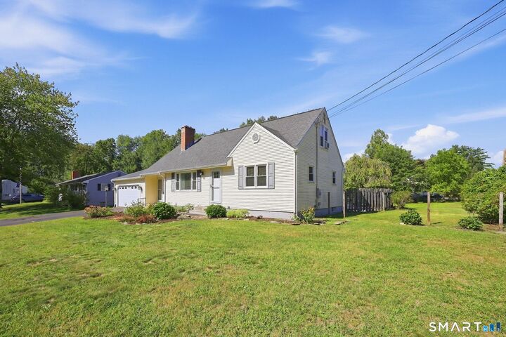Property Photo:  2 Belinda Lane  CT 06082 