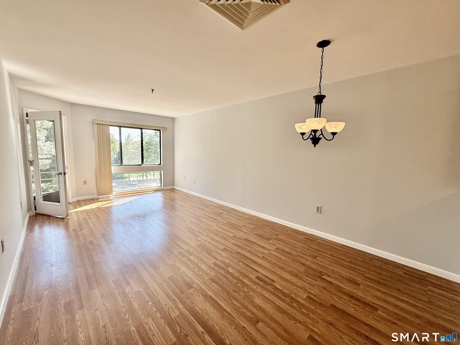 Property Photo: 1204 Whitney Avenue 406 CT 06517