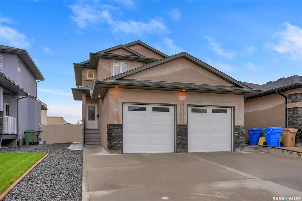 Property Photo:  4237 Green Olive Way E  SK S4V 1P9 