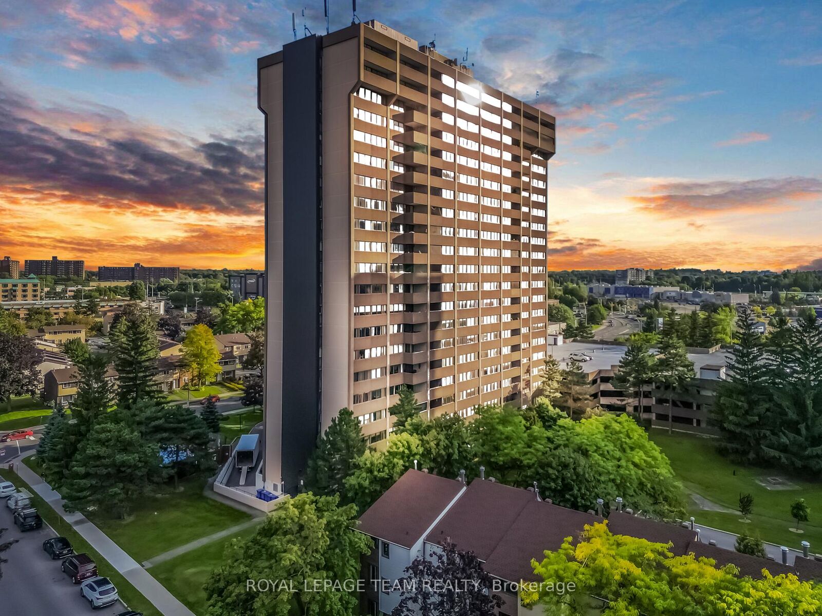 Property Photo:  1285 Cahill Drive 1008  ON K1V 9A7 