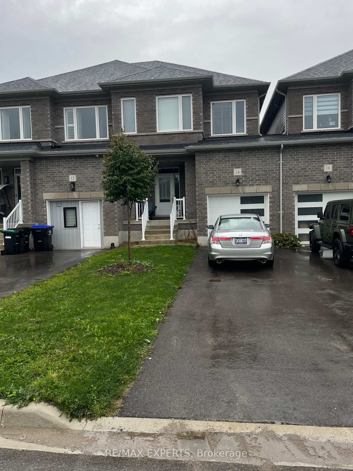 Property Photo:  14 Autumn Drive  ON L9Z 0K7 