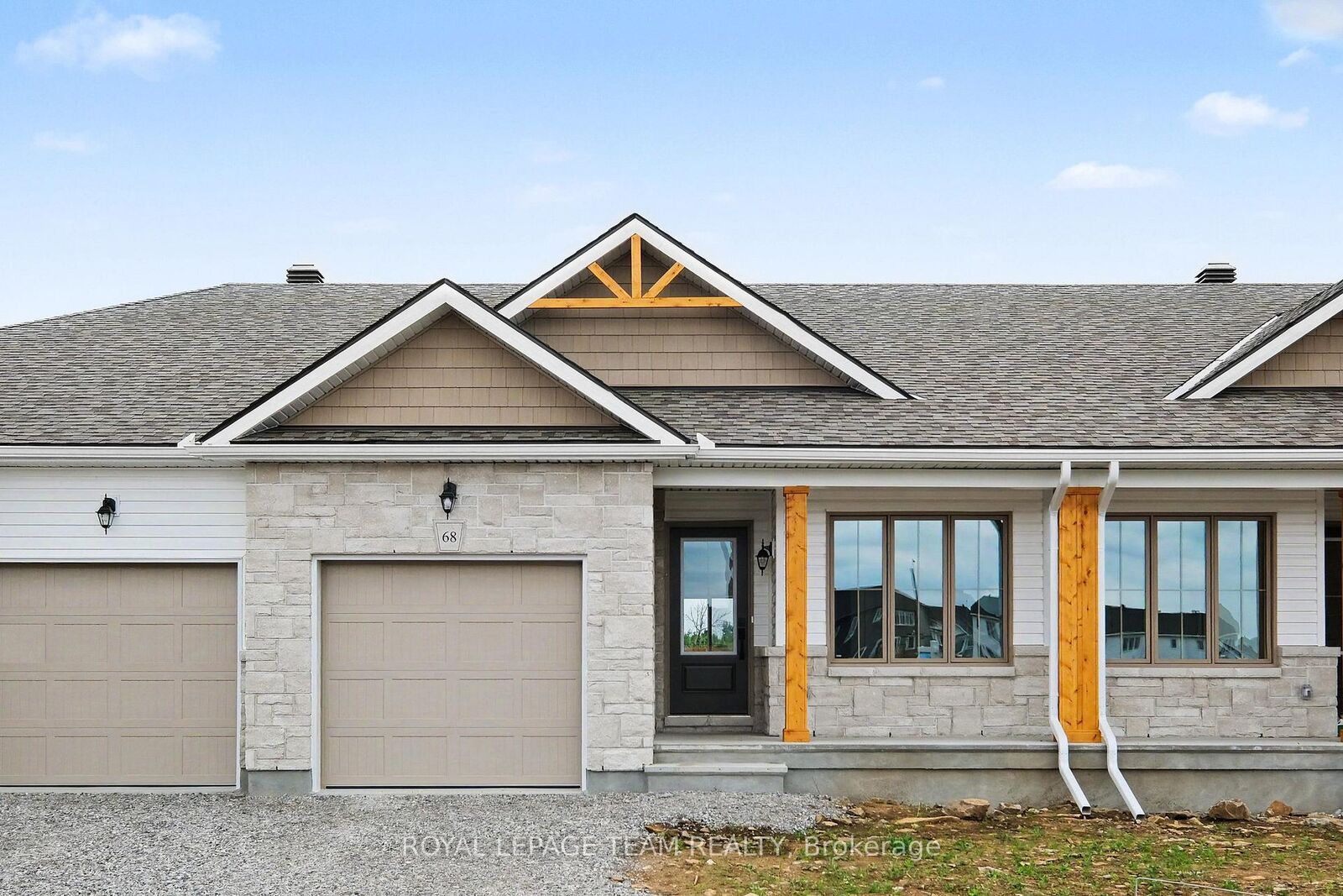 Property Photo:  68 Doctor Agnes Craine Drive  ON K7A 0B8 