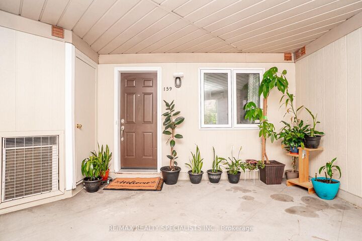 Property Photo: 85 Bristol Road 159 ON L4Z 3P3
