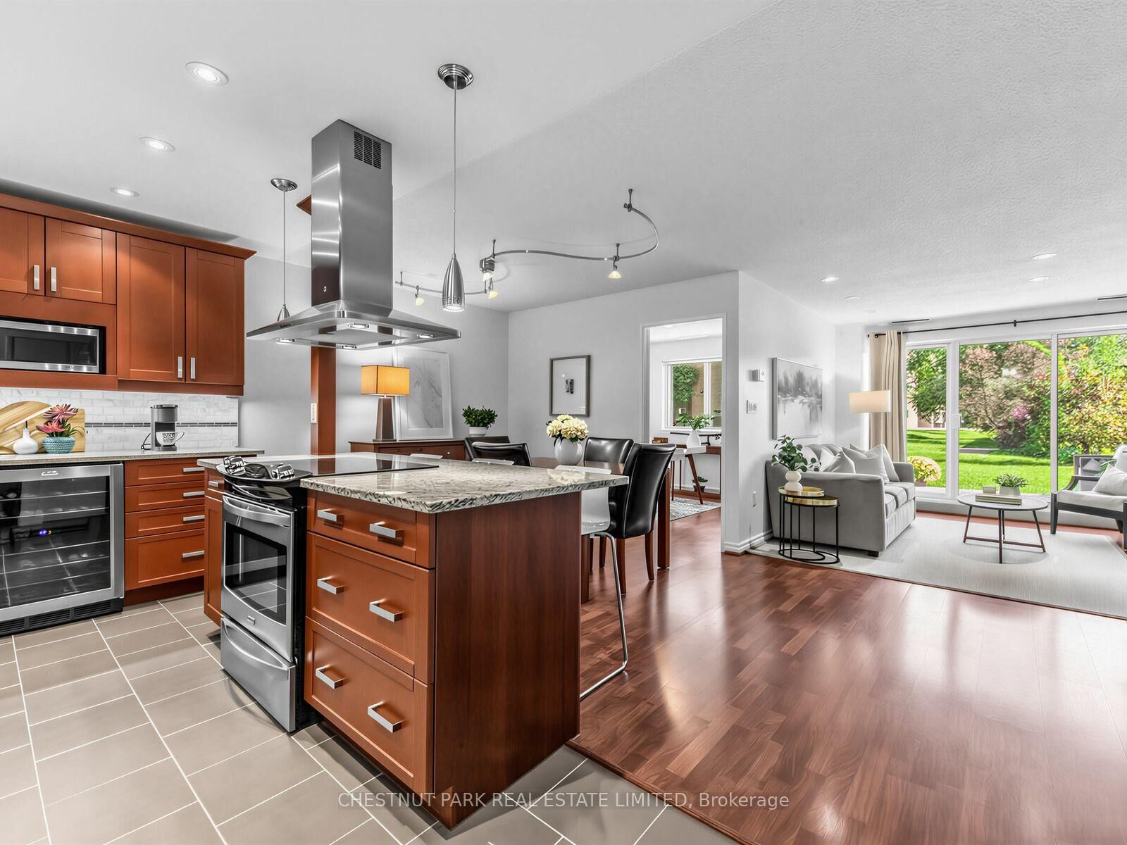 Property Photo:  4001 Don Mills Road 128  ON M2H 3J8 