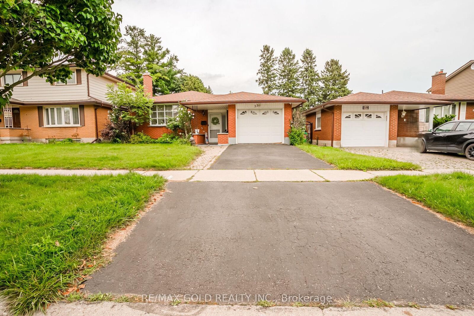 Property Photo:  55 Ramblewood Way  ON N2N 1G8 