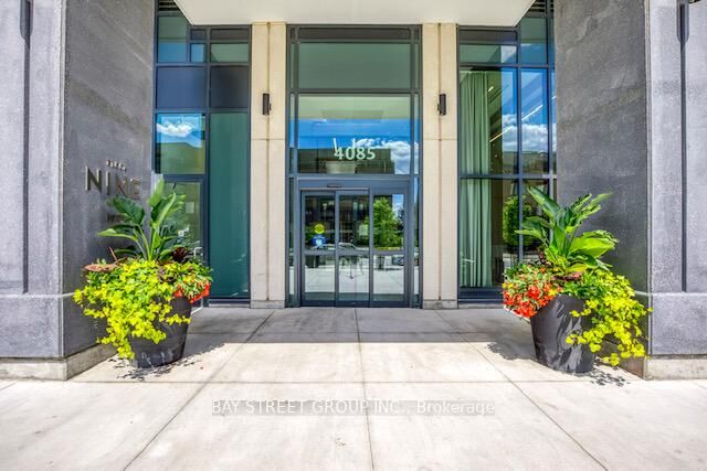 Property Photo:  4085 Parkside Village Drive 610  ON L5B 0K9 
