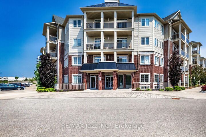 Property Photo:  84 Aspen Springs Drive 116  ON L1C 0V3 