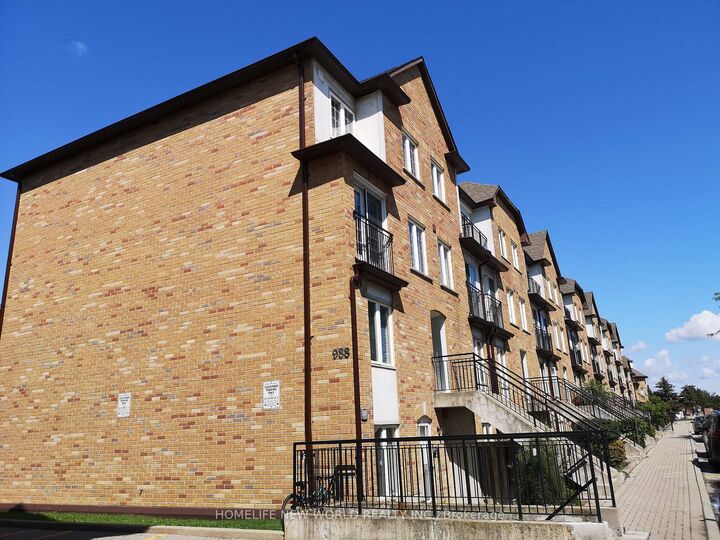 Property Photo:  988 Sheppard Avenue W 30  ON M3H 2T6 