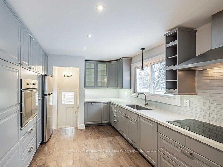 Property Photo:  525 Dynes Road  ON L7N 2V1 