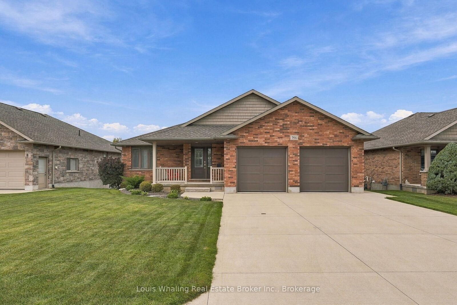 Property Photo:  766 15th Street  ON N4N 3W7 