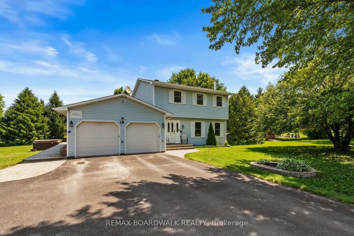 Property Photo: 18 Berg Crescent ON K0G 1J0