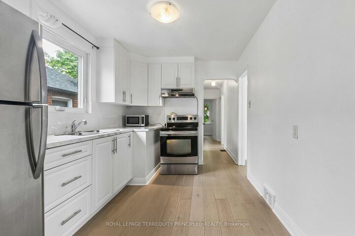 Property Photo:  104 Galbraith Avenue  ON M4B 2B7 