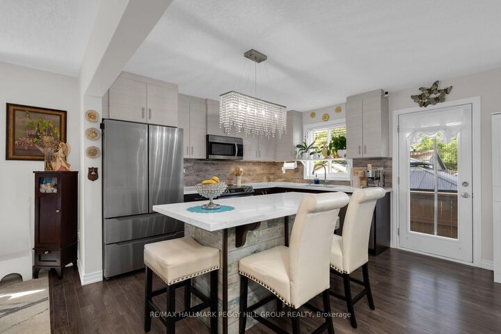 Property Photo:  271 Quebec Street  ON L0M 1S0 