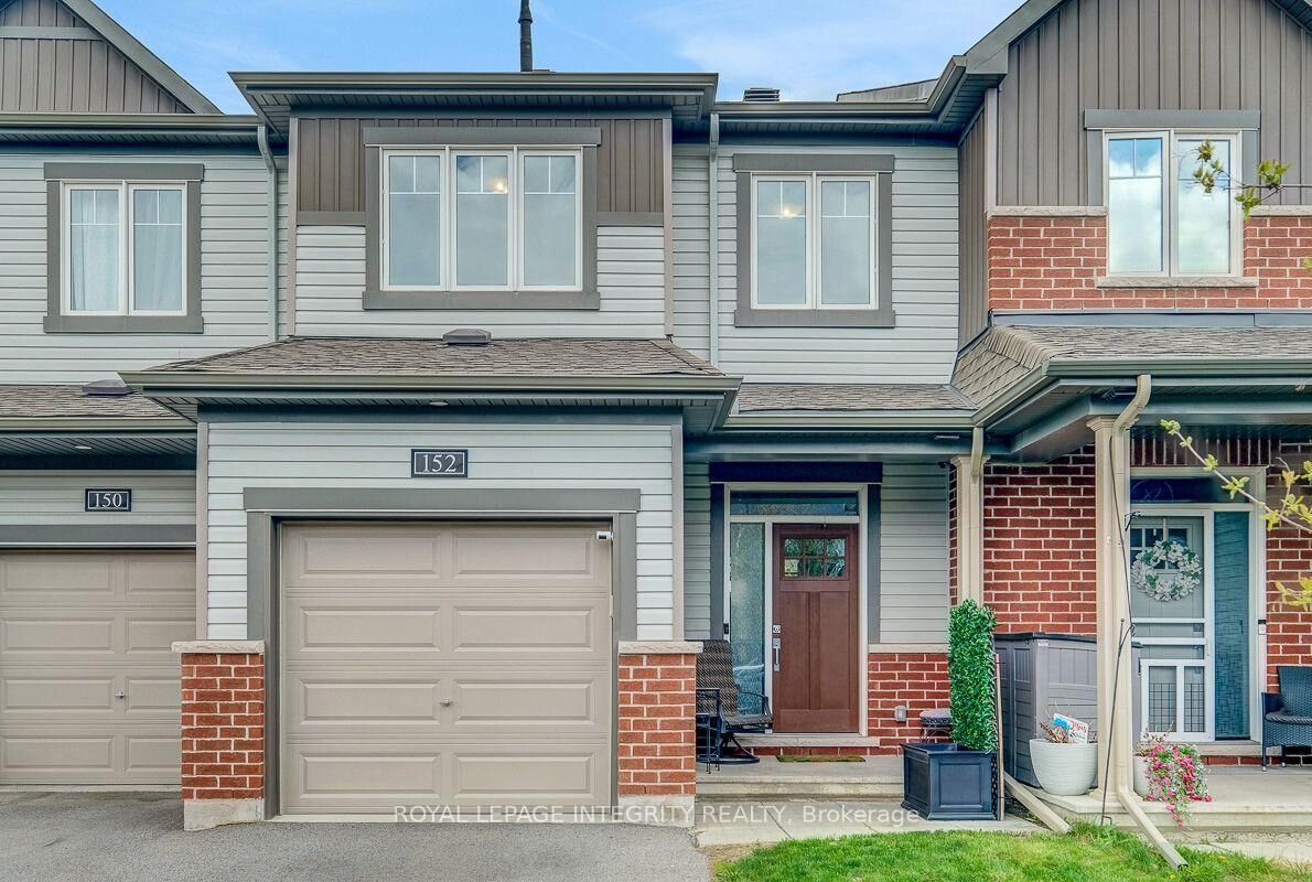 Property Photo:  152 Gardenpost Terrace  ON K4A 5G9 