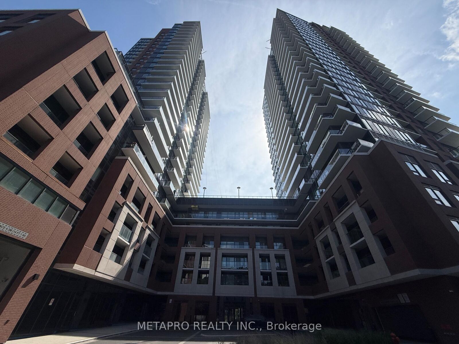 Property Photo:  4010 Eglinton Avenue W 2016  ON M9A 0G5 
