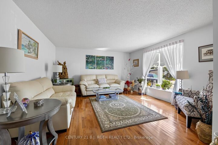 Property Photo:  18 Belle Isle Arm N/A  ON L9S 1N8 
