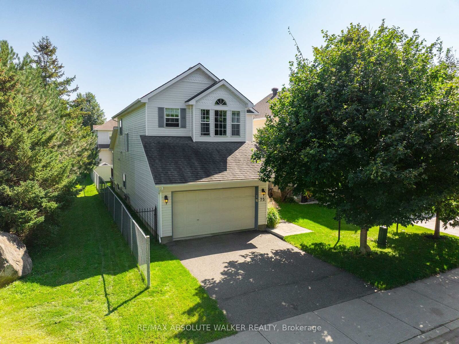 Property Photo:  75 Calaveras Avenue  ON K2J 4Z4 