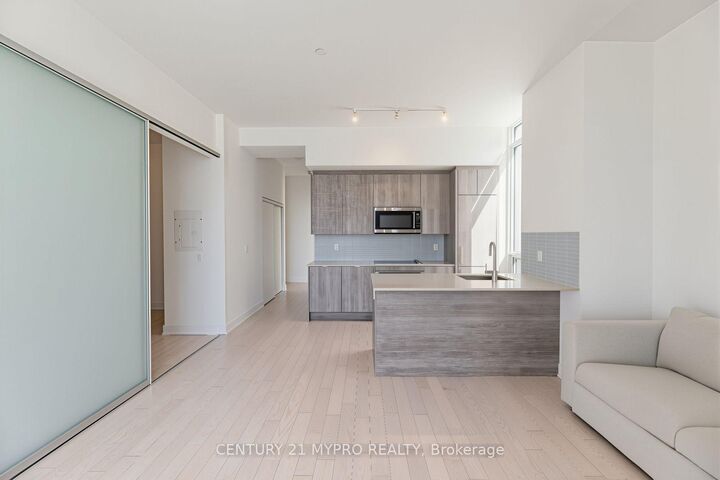 Property Photo: 181 Bedford Road 203 ON M5R 0C2