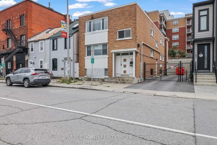 Property Photo: 184 Murray Street 3 ON K1N 5M8