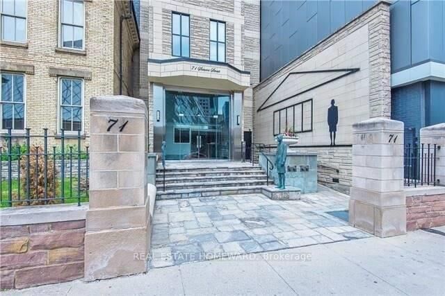 Property Photo:  71 Simcoe Street 702  ON M5J 2S9 