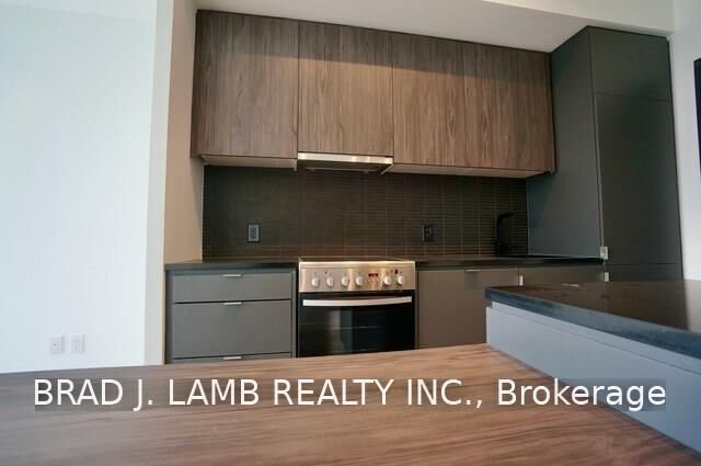 Property Photo:  7 Smith Crescent 802  ON M8Z 0G3 