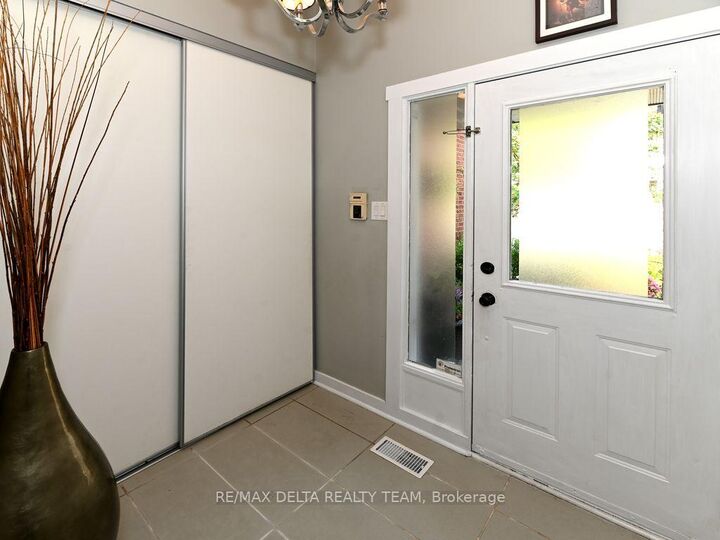 Property Photo:  6159 Heritage Park Crescent 28  ON K1C 7G5 