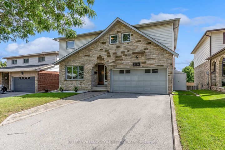 Property Photo:  2134 Cartier Crescent  ON L7P 2Z5 
